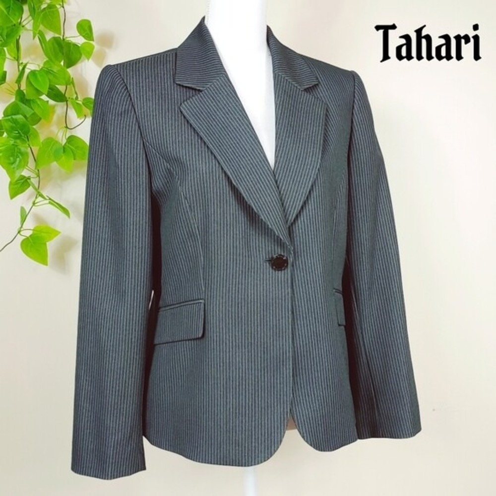 Tahari Blazer Gray Pinstripe Single Button WMS 12P Career Wear Office Wear